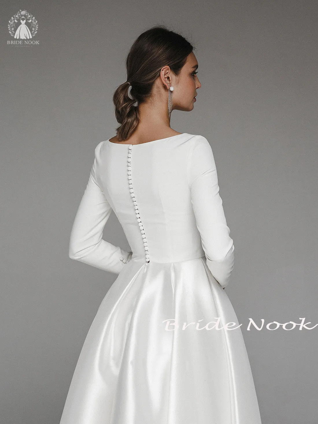 A Line Tea Length Midi Wedding Dress With long sleeves