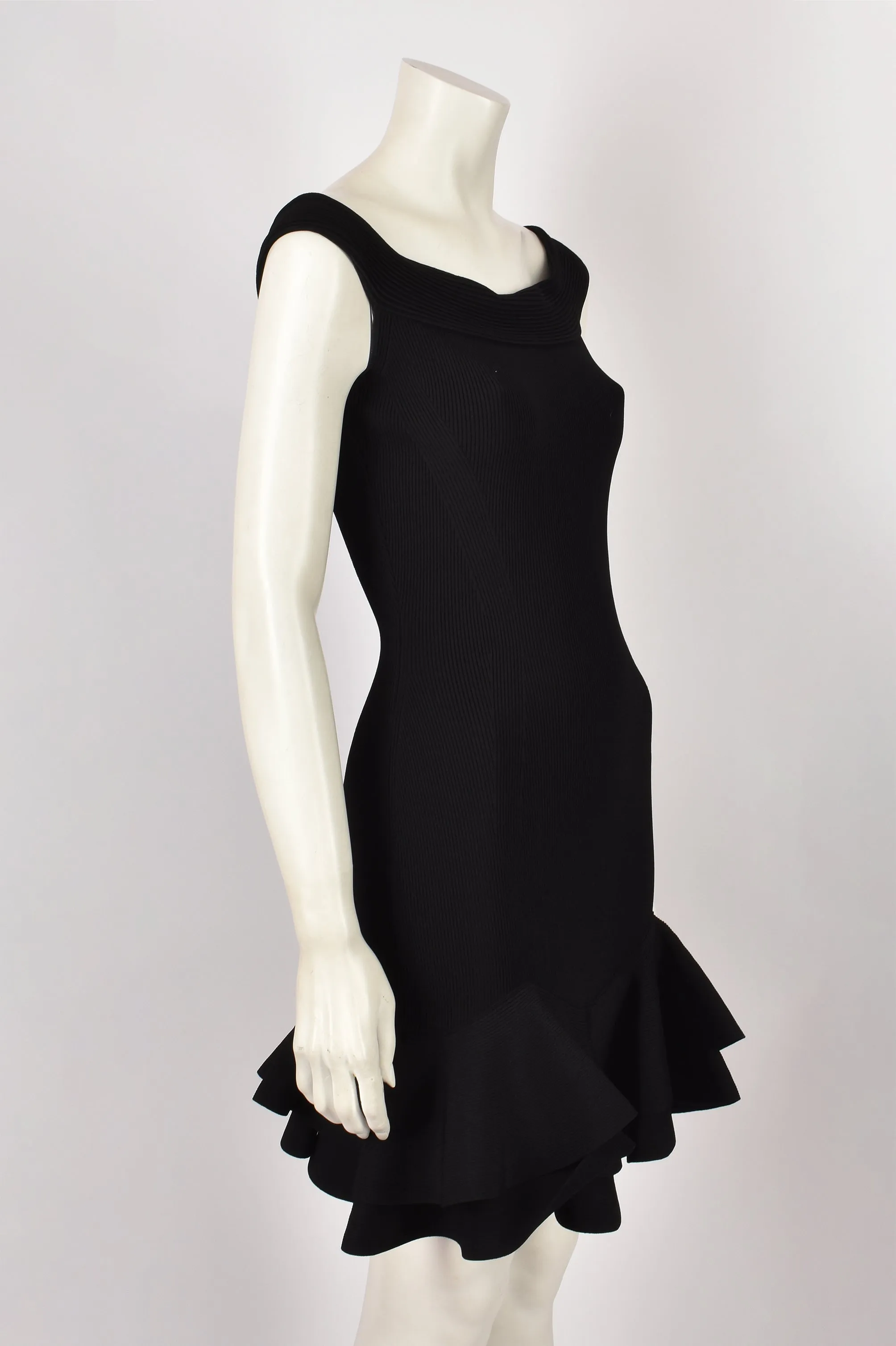 ALEXANDER MCQUEEN LITTLE BLACK DRESS