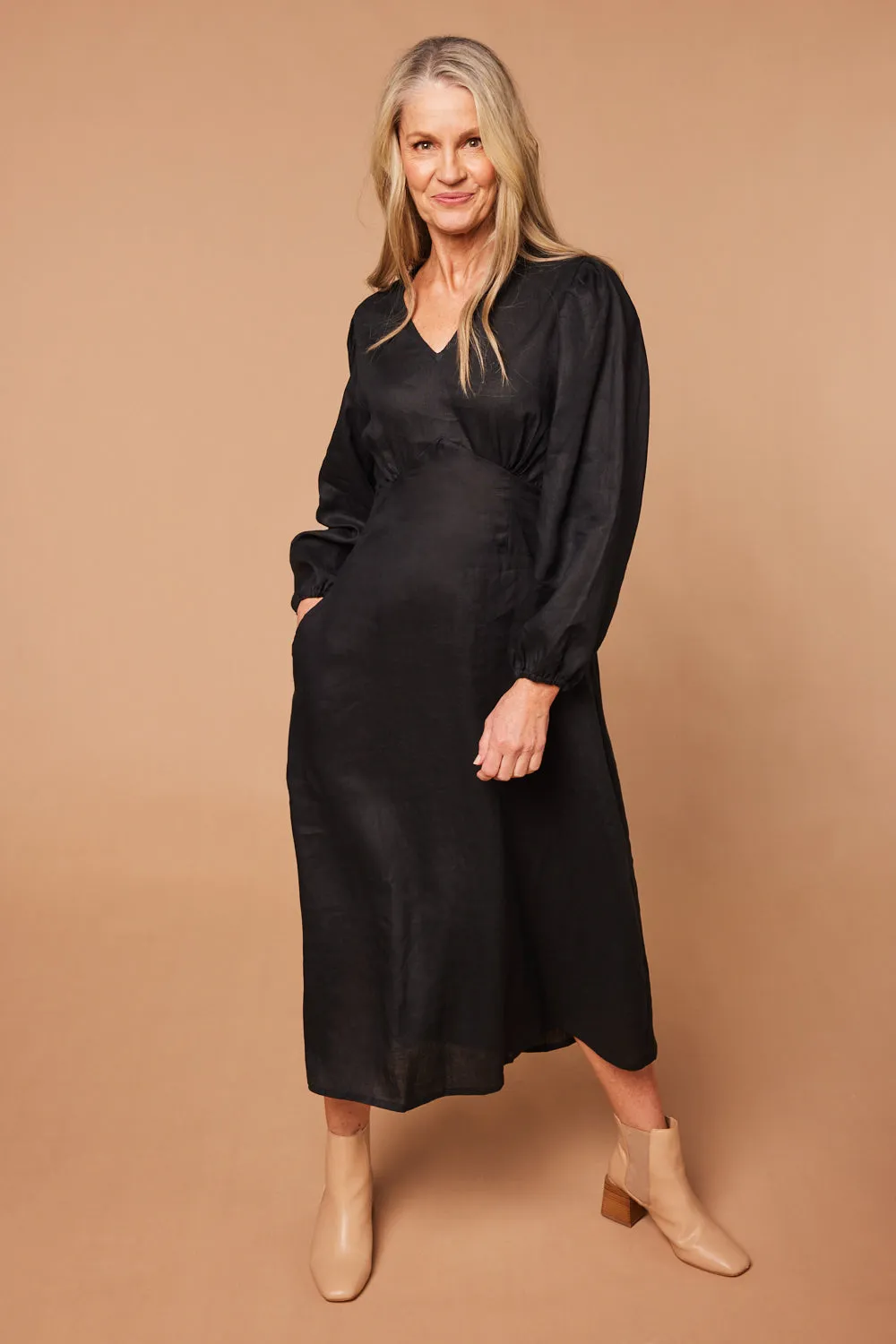 Farrah Long Sleeve Linen Dress in Black