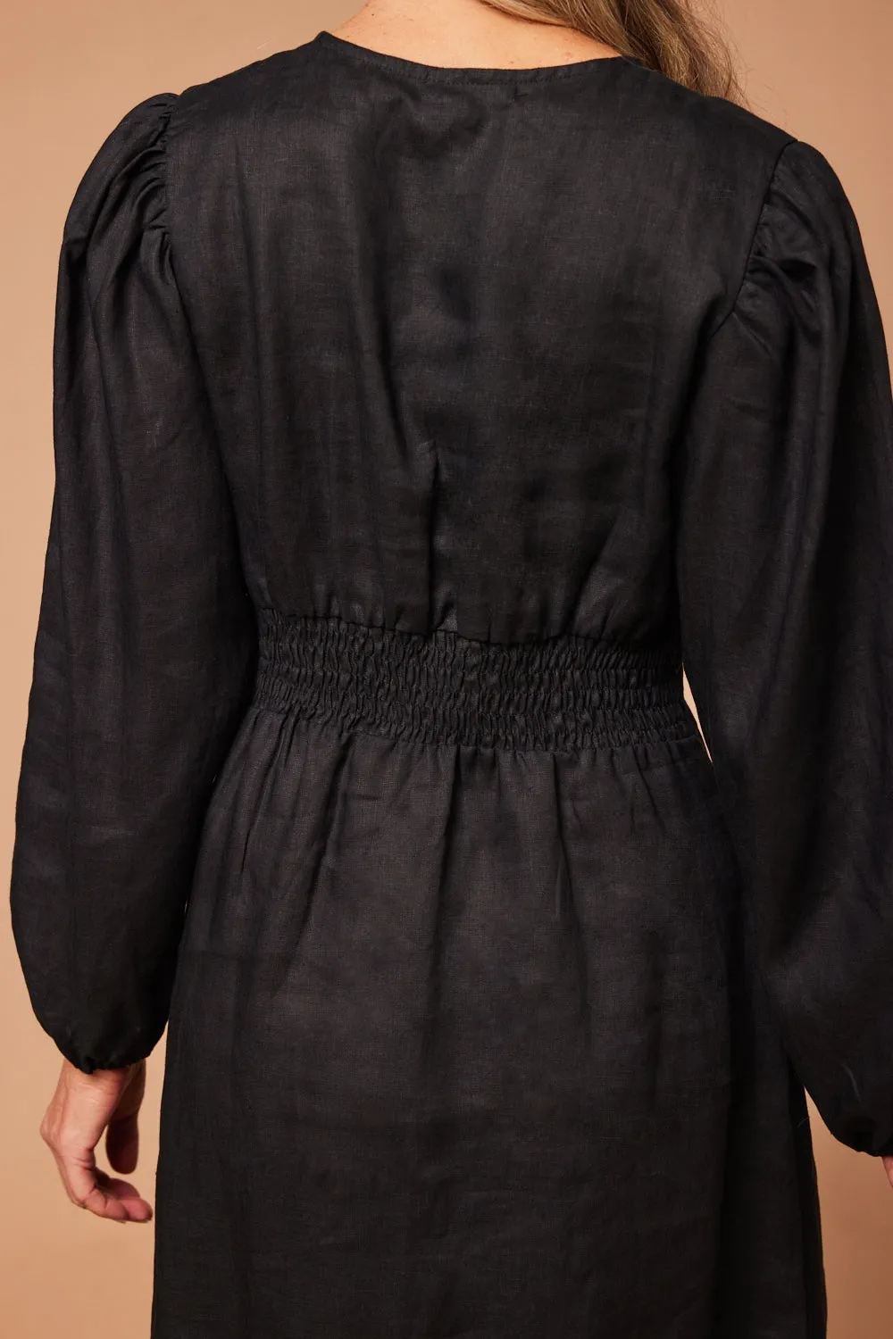 Farrah Long Sleeve Linen Dress in Black