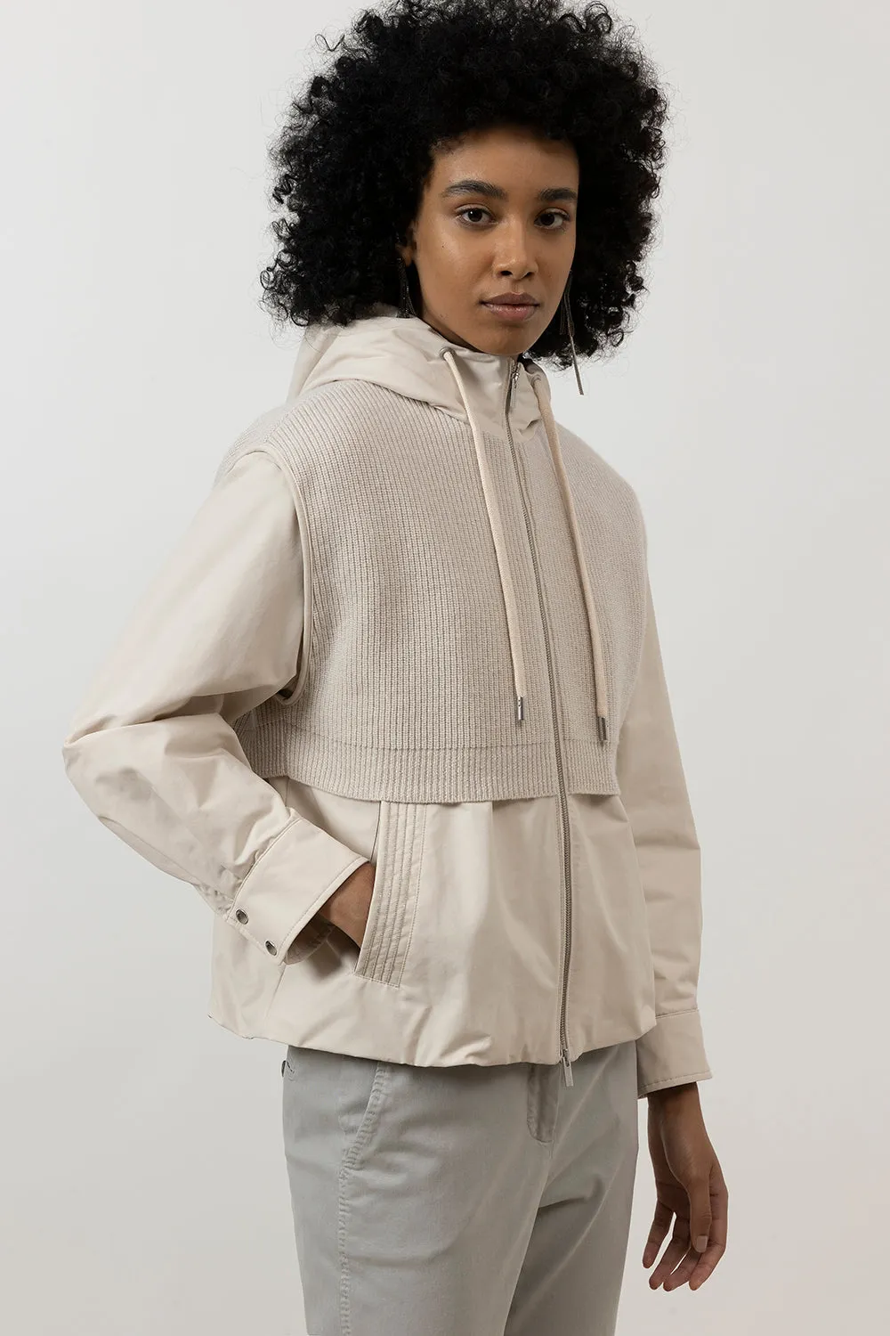 Hooded jacket made of technical cotton, wool and cashmere