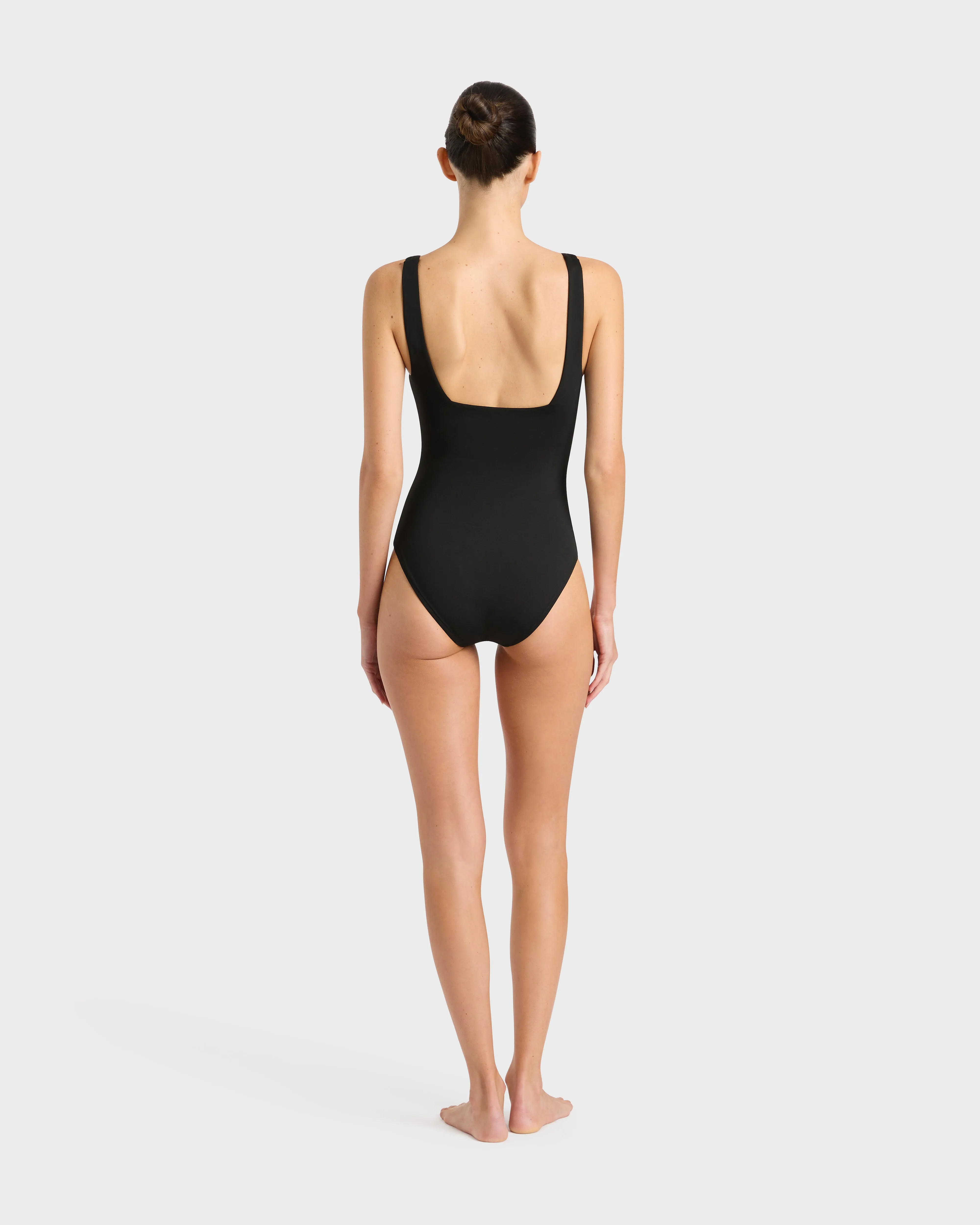 Margot One Piece - Black