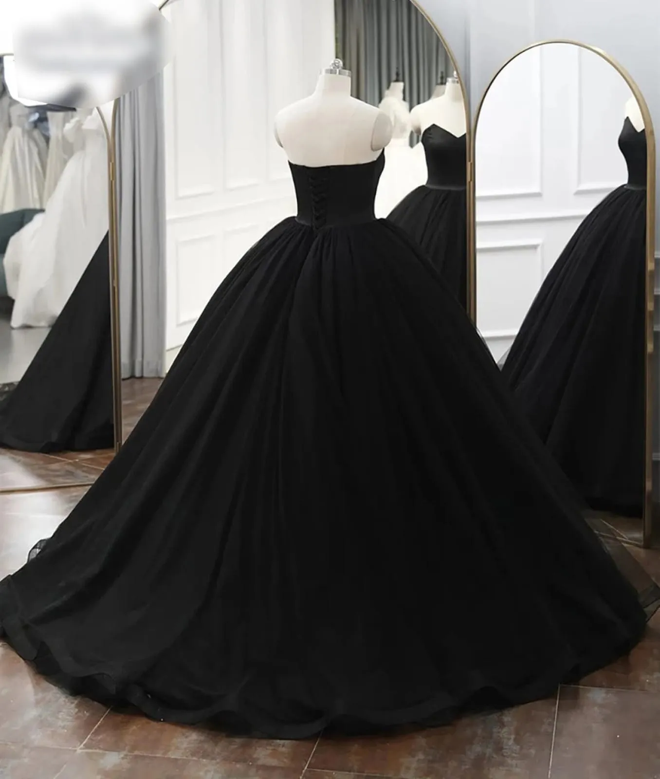 Strapless Sweetheart Black Satin Tulle Court Ball Gown Wedding Dress