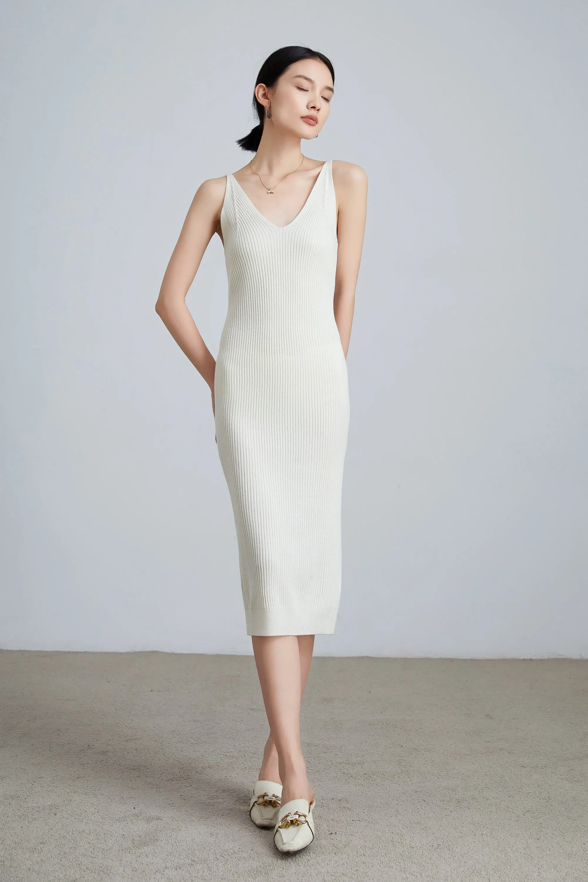 Sylphide | Asa White V-Neck Dress